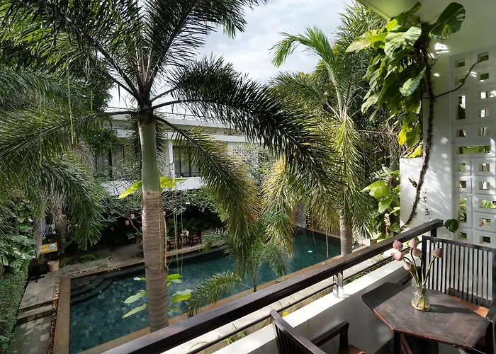The Moon Hotel 4*