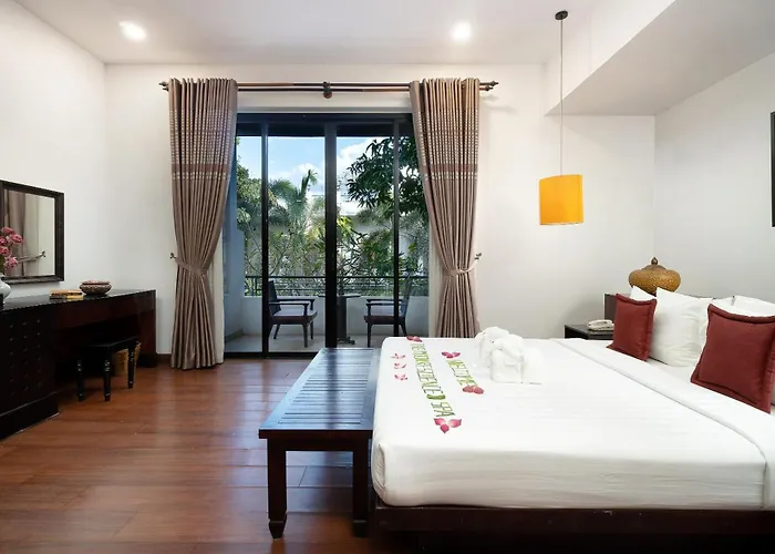 The Moon Hotel 4*